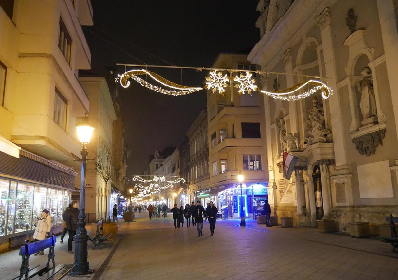 Casamia-Elegant Central Vaci St.Apt Budapest Esterno foto